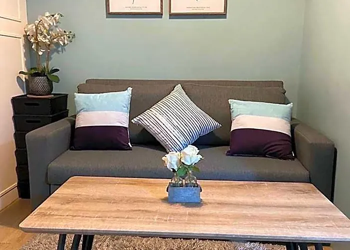 Modern And Cozy Near Airport Terminal 3 Hotel Manila