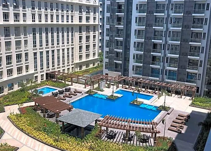 Modern And Cozy Near Airport Terminal 3 Hotel