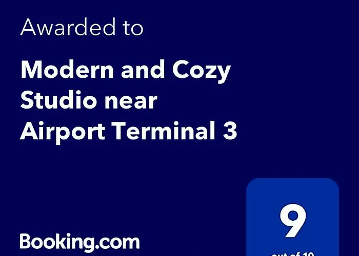 Hotel Modern And Cozy Near Airport Terminal 3