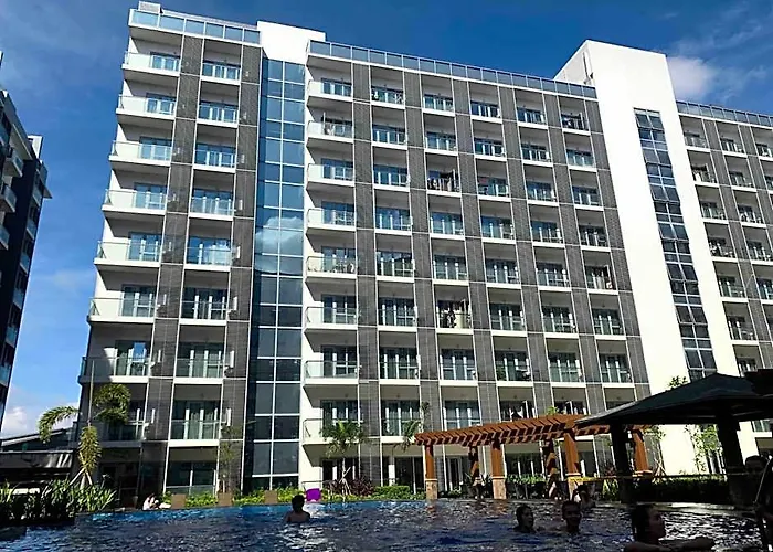 Modern And Cozy Near Airport Terminal 3 Hotel