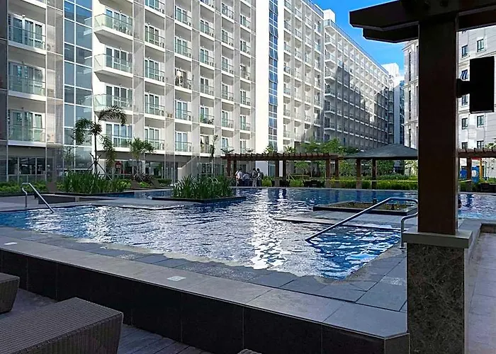 Modern And Cozy Near Airport Terminal 3 Hotel